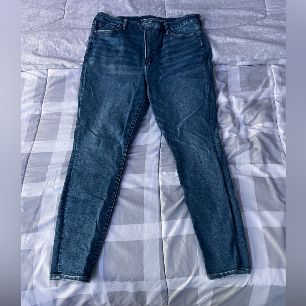American Eagle dark wash jeans